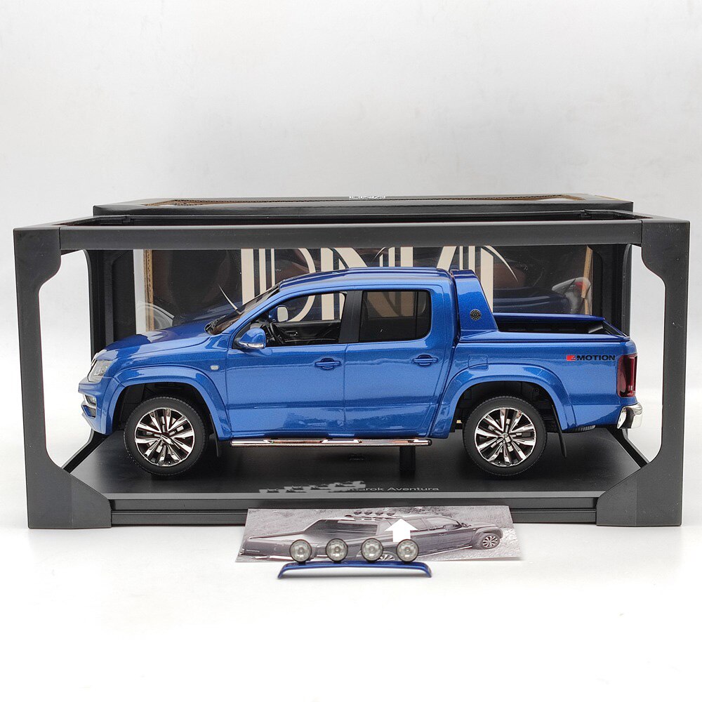 DNA 1:18 مقياس المقتنيات Amarok افينتورا البيك اب الأزرق DNA000047 الراتنج اللعب نماذج السيارات جمع الهدايا