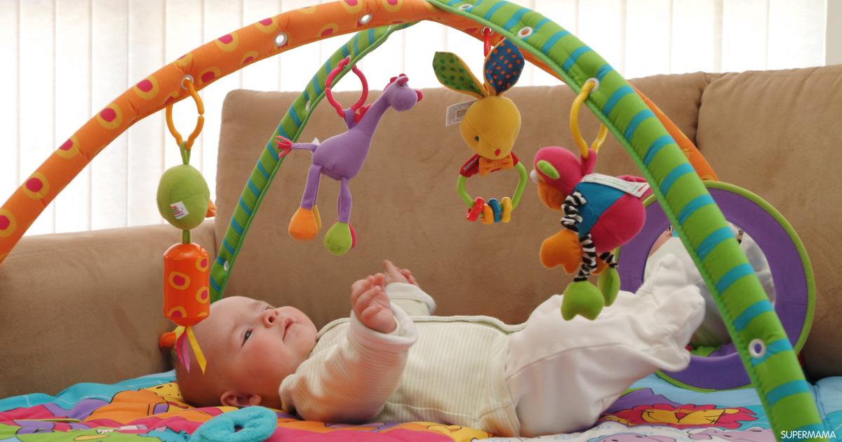 الالعاب والأطفال والرضع